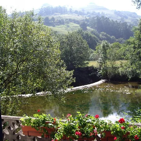 Hotel Casona El Arral 3*